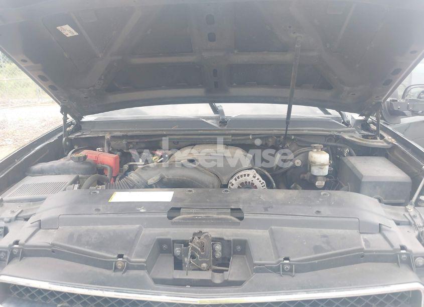 Photo 10 of 2007 Chevrolet Tahoe LTZ (VIN 1GNFK13097R132998)