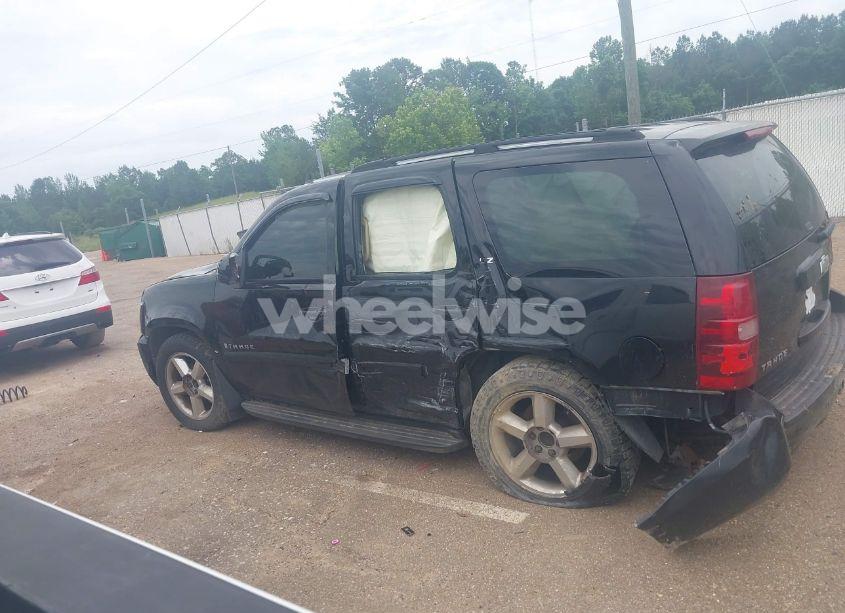 Photo 13 of 2007 Chevrolet Tahoe LTZ (VIN 1GNFK13097R132998)