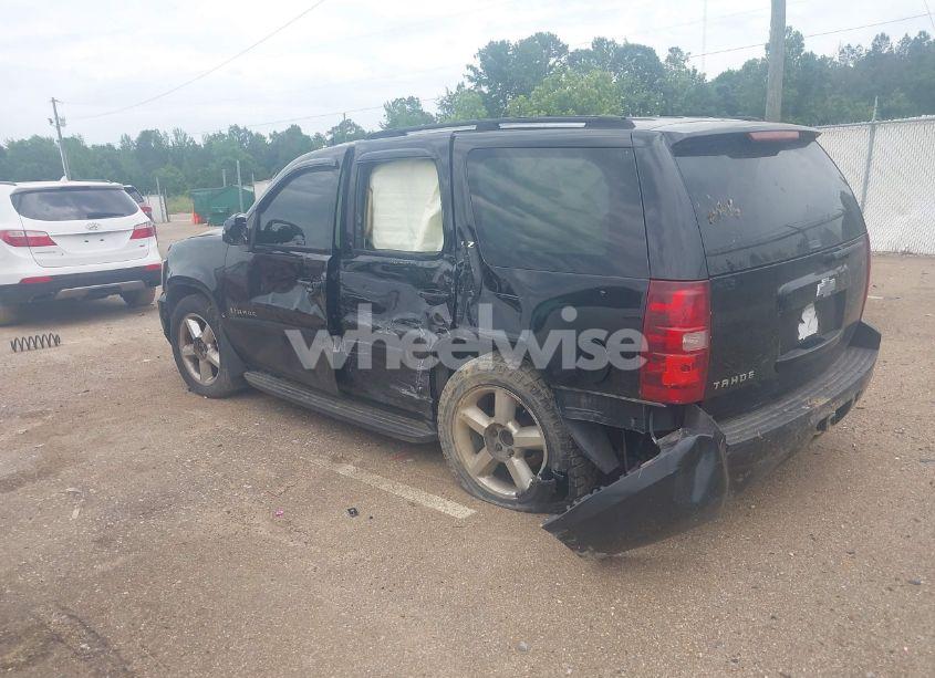 Photo 3 of 2007 Chevrolet Tahoe LTZ (VIN 1GNFK13097R132998)