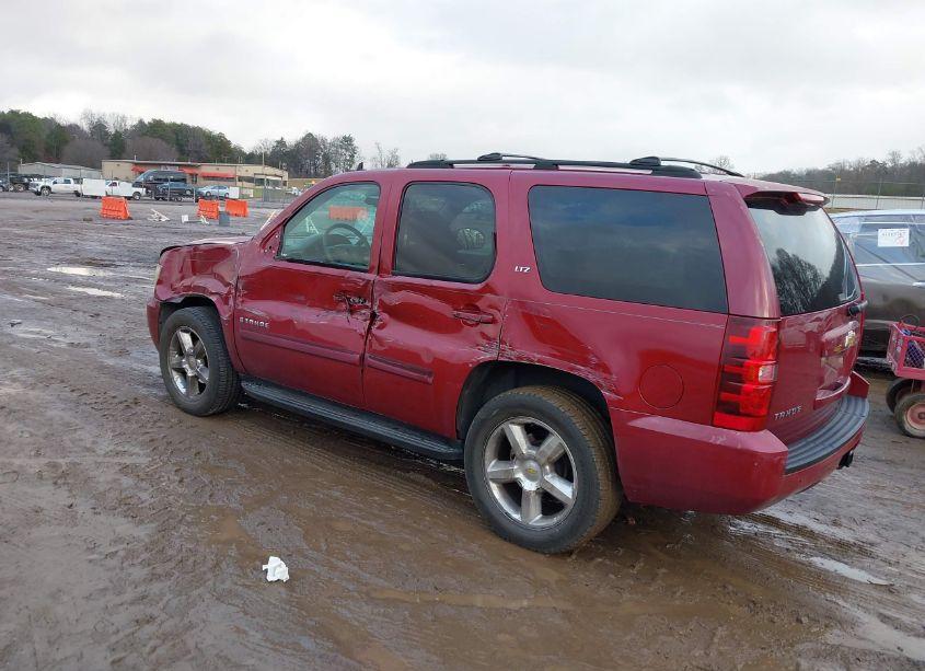 Photo 3 of 2007 Chevrolet Tahoe LTZ (VIN 1GNFK13097R152202)