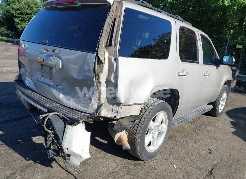 Photo 4 of 2007 Chevrolet Tahoe LTZ (VIN 1GNFK13097R174619)