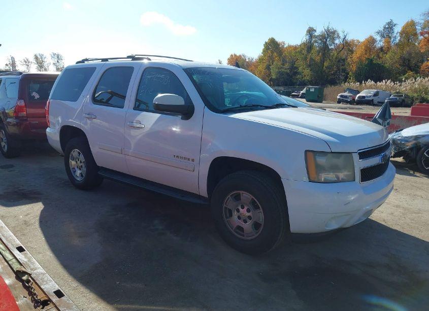 2007 Chevrolet Tahoe LT (VIN 1GNFK13097R284439) main photo