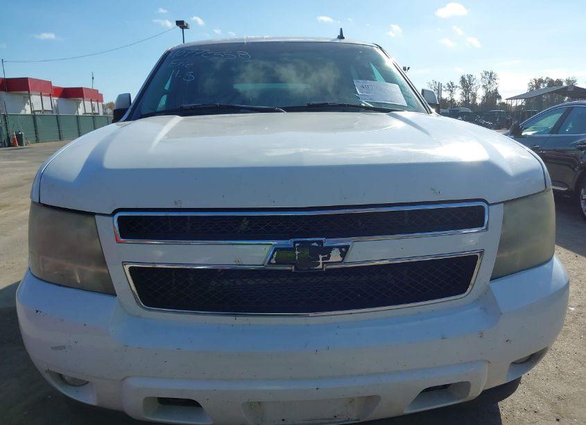 Photo 6 of 2007 Chevrolet Tahoe LT (VIN 1GNFK13097R284439)