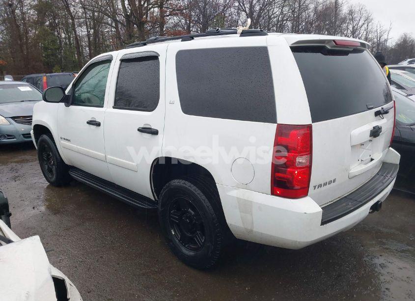 Photo 3 of 2007 Chevrolet Tahoe LS (VIN 1GNFK13097R333042)