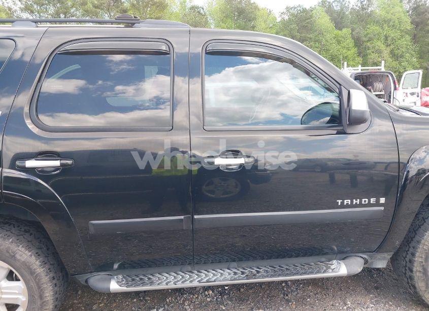 Photo 13 of 2007 Chevrolet Tahoe LT (VIN 1GNFK13097R388333)