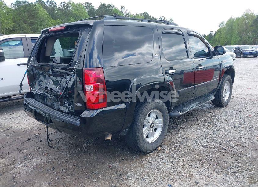 Photo 4 of 2007 Chevrolet Tahoe LT (VIN 1GNFK13097R388333)