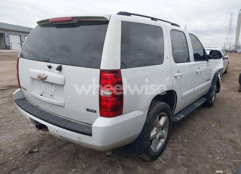Photo 4 of 2008 Chevrolet Tahoe LT (VIN 1GNFK13098J160218)