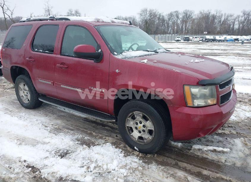 2007 Chevrolet Tahoe LT (VIN 1GNFK130X7J143815) main photo