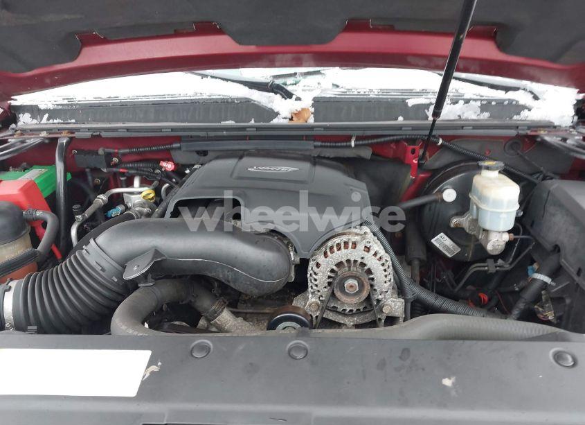 Photo 10 of 2007 Chevrolet Tahoe LT (VIN 1GNFK130X7J143815)