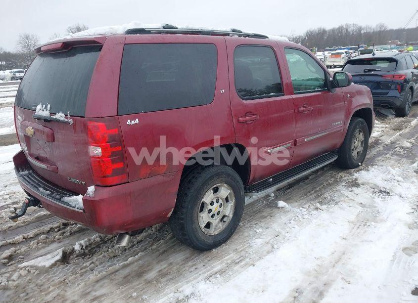 Photo 4 of 2007 Chevrolet Tahoe LT (VIN 1GNFK130X7J143815)