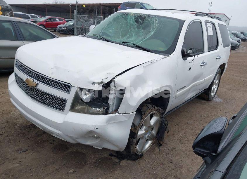 Photo 2 of 2008 Chevrolet Tahoe LTZ (VIN 1GNFK130X8J110203)