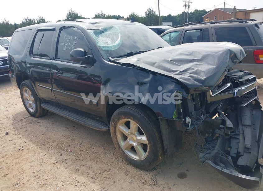 2008 Chevrolet Tahoe LT (VIN 1GNFK130X8R137676) main photo