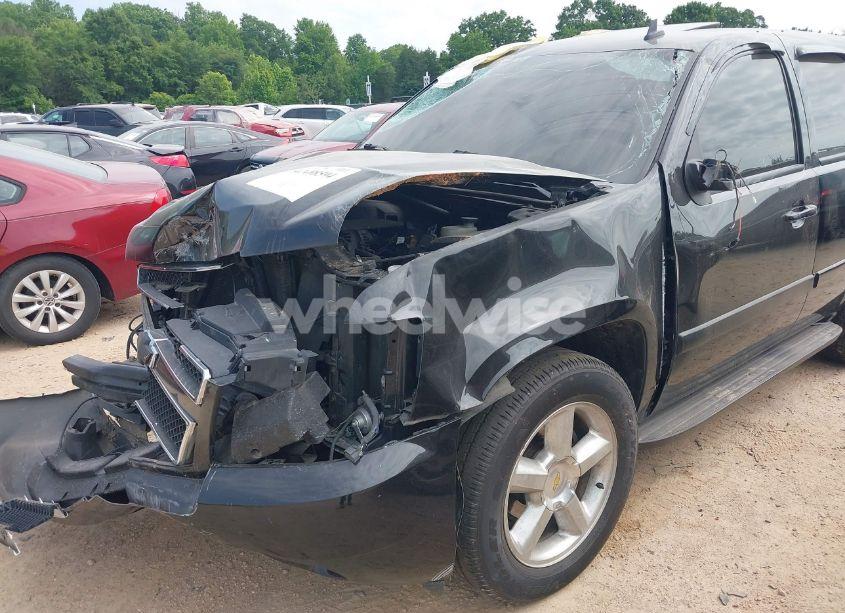 Photo 6 of 2008 Chevrolet Tahoe LT (VIN 1GNFK130X8R137676)