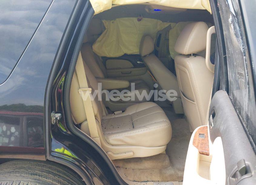 Photo 8 of 2008 Chevrolet Tahoe LT (VIN 1GNFK130X8R137676)