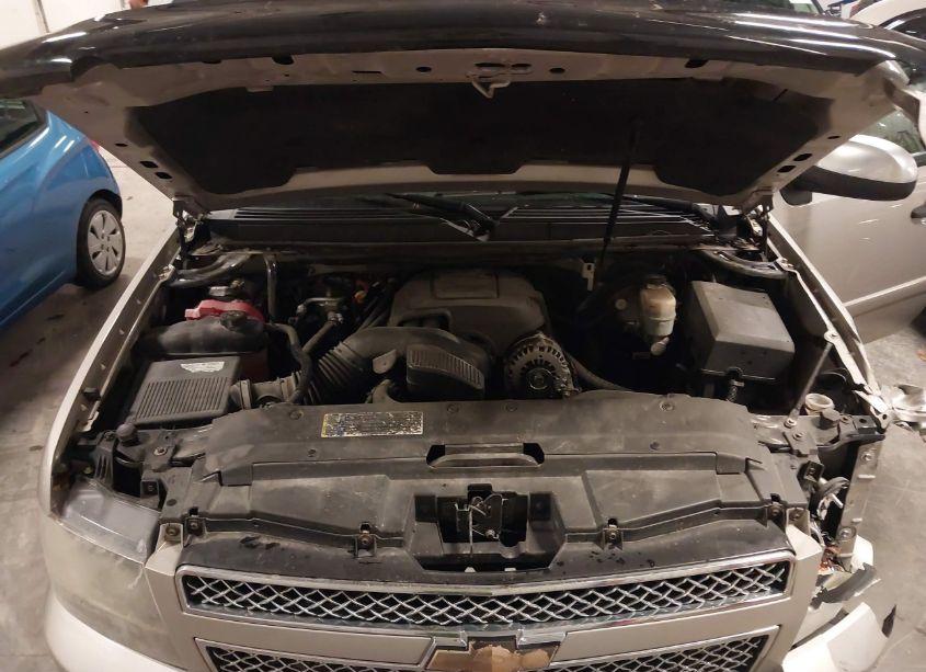 Photo 10 of 2008 Chevrolet Tahoe LT (VIN 1GNFK130X8R163663)