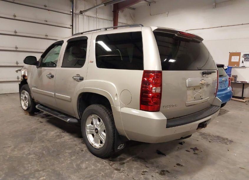 Photo 3 of 2008 Chevrolet Tahoe LT (VIN 1GNFK130X8R163663)