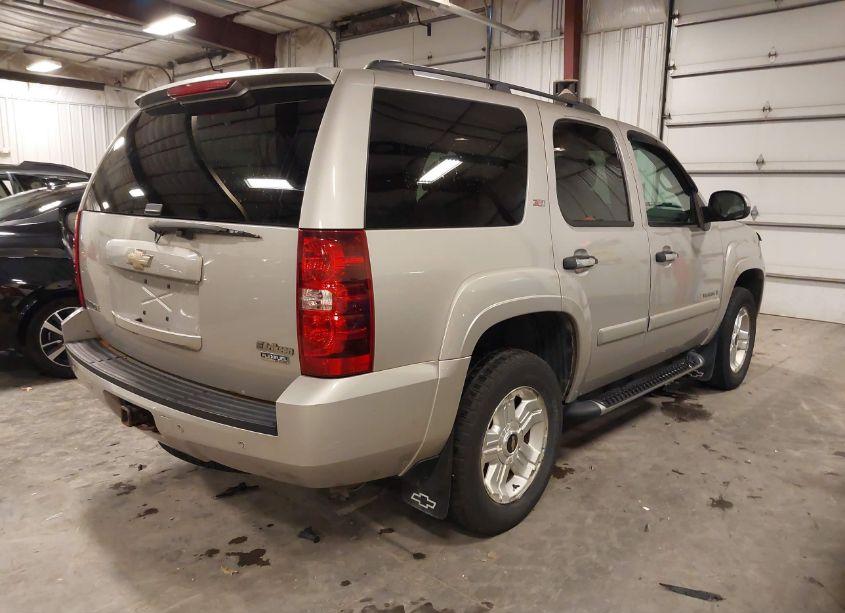 Photo 4 of 2008 Chevrolet Tahoe LT (VIN 1GNFK130X8R163663)