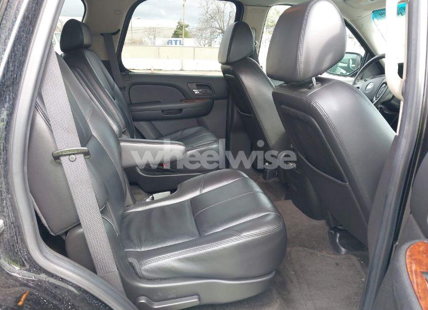 Photo 8 of 2008 Chevrolet Tahoe LTZ (VIN 1GNFK130X8R218063)