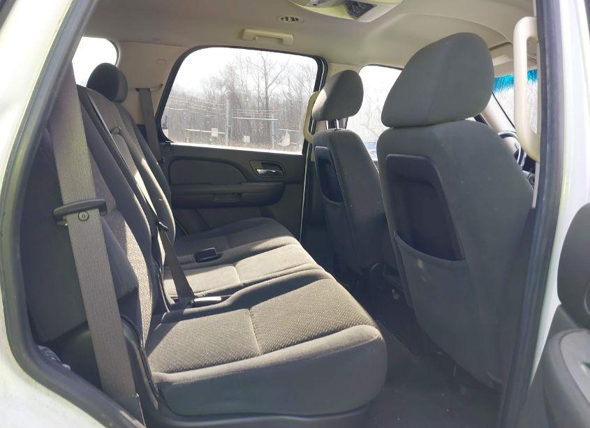 Photo 8 of 2008 Chevrolet Tahoe LS (VIN 1GNFK130X8R275556)