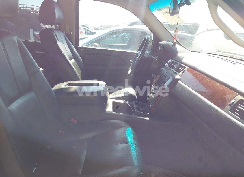 Photo 5 of 2009 Chevrolet Tahoe HYBRID (VIN 1GNFK13509R115327)