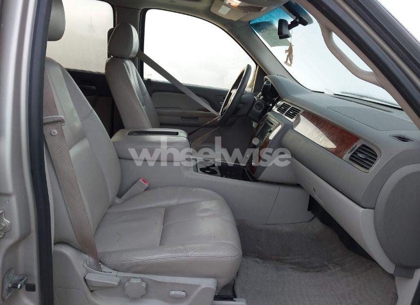 Photo 5 of 2009 Chevrolet Tahoe HYBRID (VIN 1GNFK13509R121662)