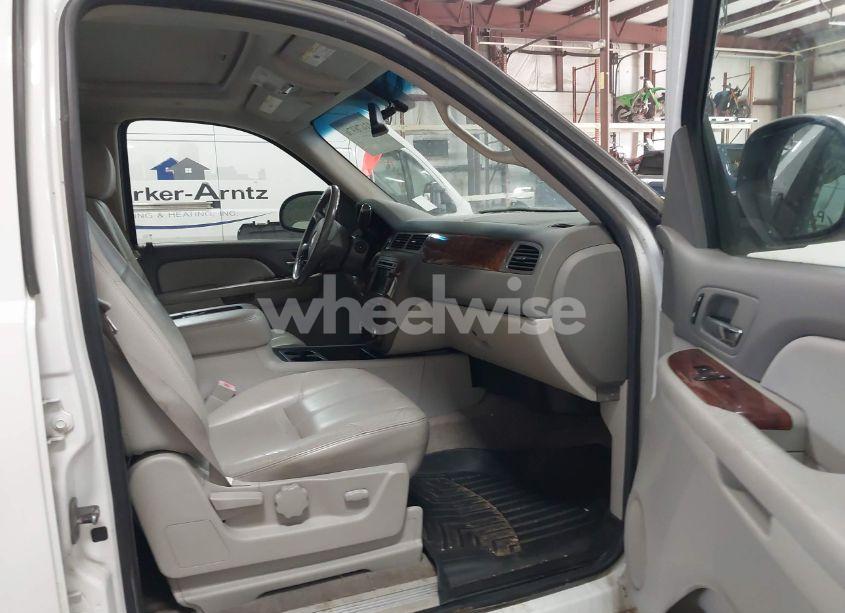 Photo 5 of 2009 Chevrolet Tahoe HYBRID (VIN 1GNFK13519R107592)