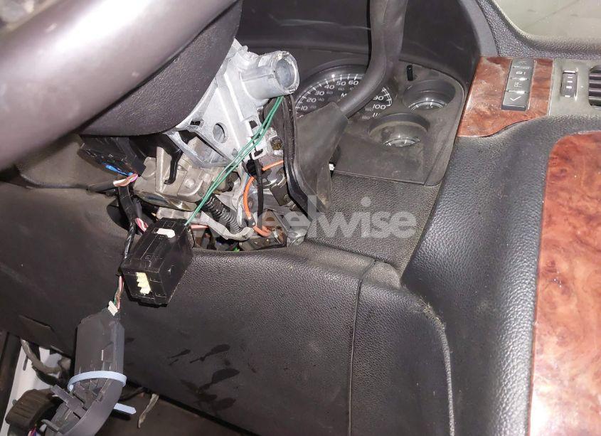 Photo 18 of 2007 Chevrolet Suburban 1500 LT (VIN 1GNFK16307J240138)