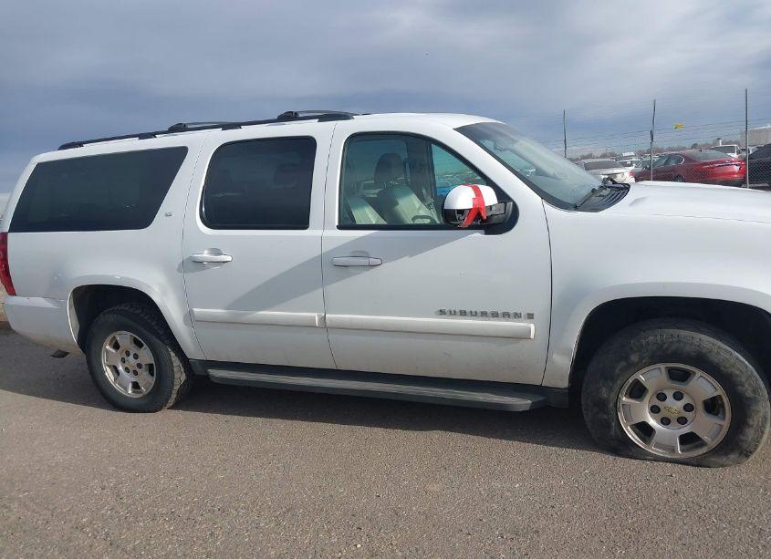 Photo 13 of 2008 Chevrolet Suburban 1500 LT (VIN 1GNFK16308J118283)