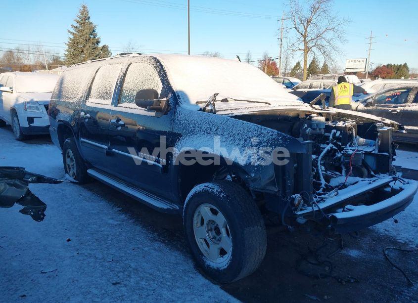 2008 Chevrolet Suburban 1500 LT (VIN 1GNFK16308R278567) main photo