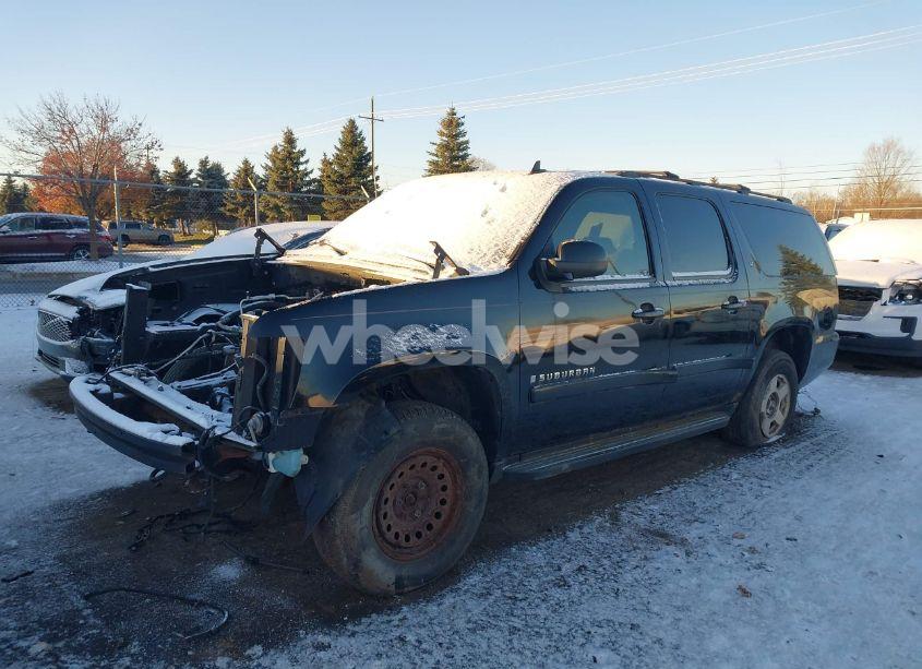 Photo 2 of 2008 Chevrolet Suburban 1500 LT (VIN 1GNFK16308R278567)