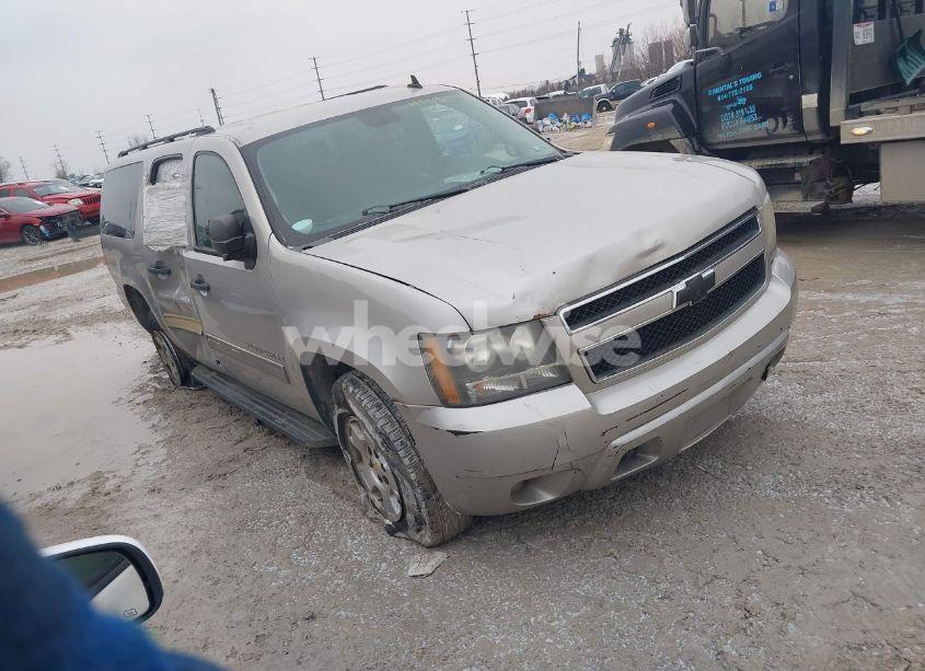 2009 Chevrolet Suburban 1500 LS (VIN 1GNFK16309R259972) main photo