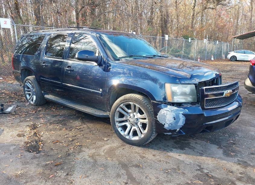 2007 Chevrolet Suburban 1500 LT (VIN 1GNFK16317J201123) main photo