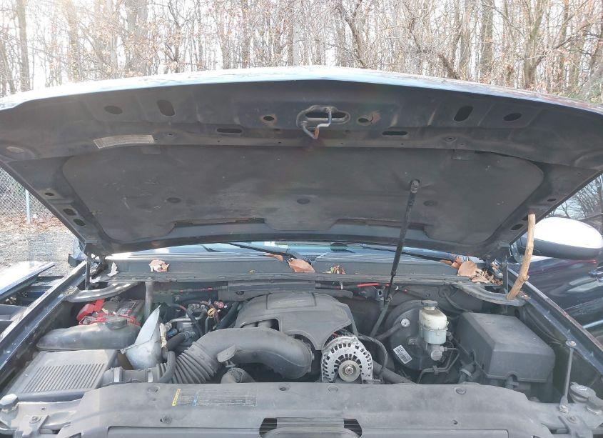 Photo 10 of 2007 Chevrolet Suburban 1500 LT (VIN 1GNFK16317J201123)