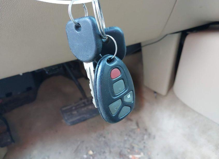 Photo 11 of 2007 Chevrolet Suburban 1500 LT (VIN 1GNFK16317J201123)