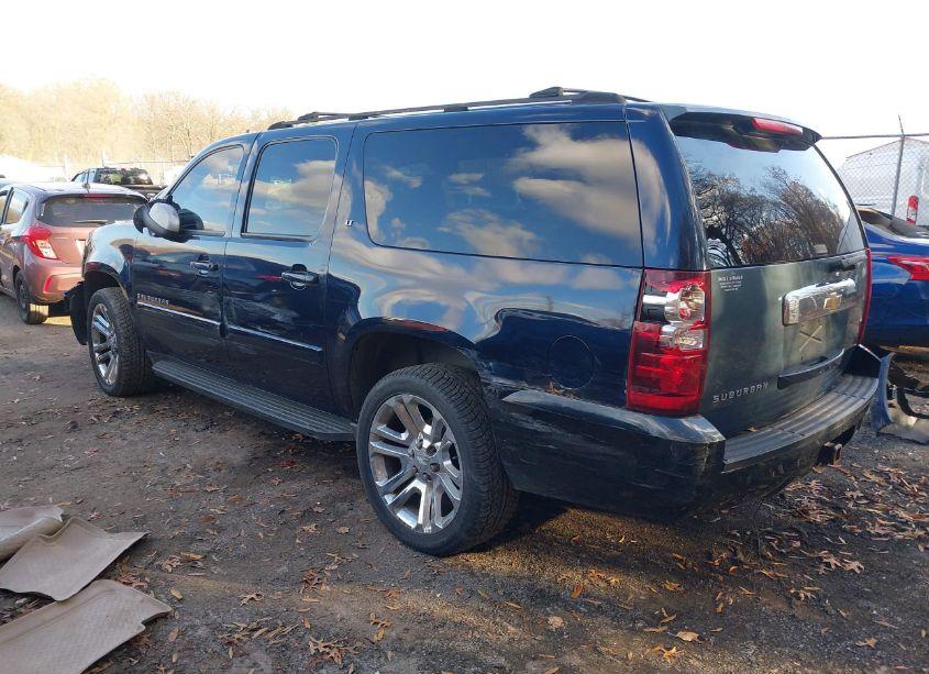 Photo 3 of 2007 Chevrolet Suburban 1500 LT (VIN 1GNFK16317J201123)