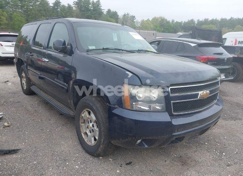 2007 Chevrolet Suburban 1500 LT (VIN 1GNFK16317J260379) main photo