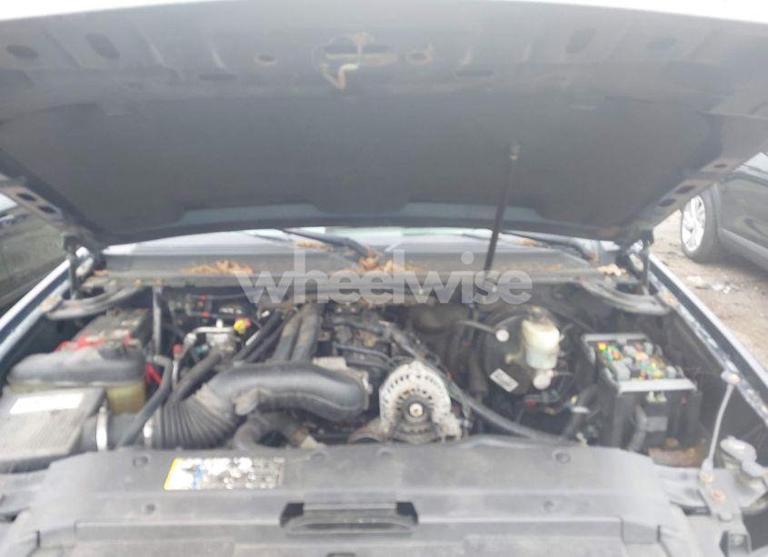 Photo 10 of 2007 Chevrolet Suburban 1500 LT (VIN 1GNFK16317J260379)