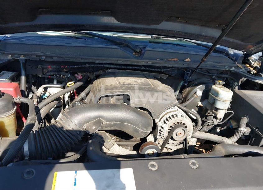 Photo 10 of 2007 Chevrolet Suburban 1500 LTZ (VIN 1GNFK16317J300556)