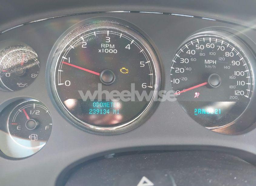 Photo 7 of 2007 Chevrolet Suburban 1500 LT (VIN 1GNFK16317R203004)