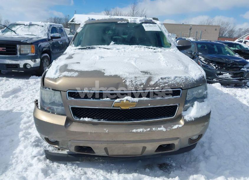 Photo 12 of 2007 Chevrolet Suburban 1500 LT (VIN 1GNFK16317R366798)