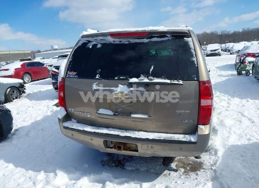 Photo 16 of 2007 Chevrolet Suburban 1500 LT (VIN 1GNFK16317R366798)