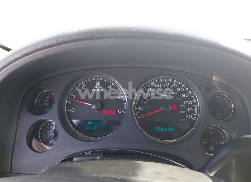 Photo 7 of 2007 Chevrolet Suburban 1500 LT (VIN 1GNFK16317R366798)