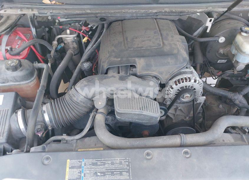 Photo 10 of 2007 Chevrolet Suburban 1500 LT (VIN 1GNFK16327J350303)