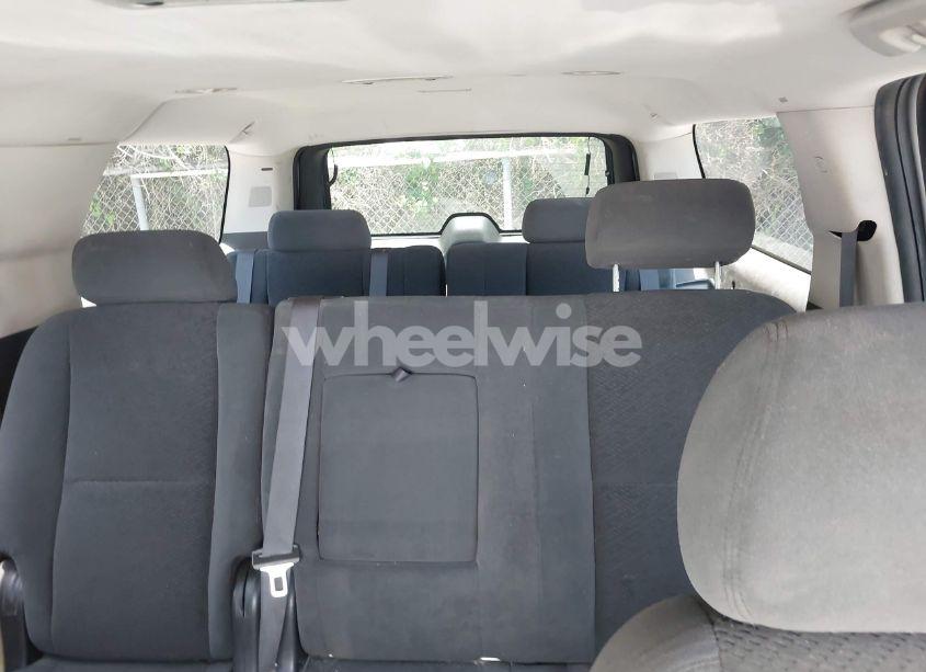 Photo 12 of 2007 Chevrolet Suburban 1500 LT (VIN 1GNFK16327J350303)