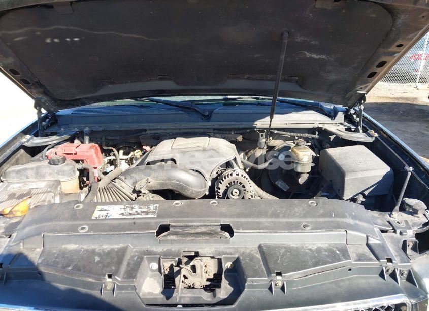 Photo 10 of 2007 Chevrolet Suburban 1500 LTZ (VIN 1GNFK16347J223178)