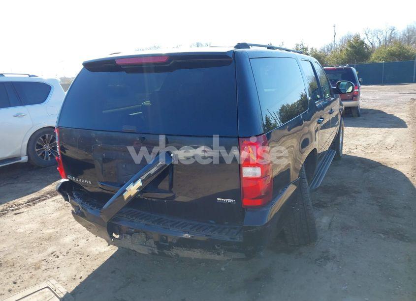 Photo 4 of 2007 Chevrolet Suburban 1500 LTZ (VIN 1GNFK16347J223178)