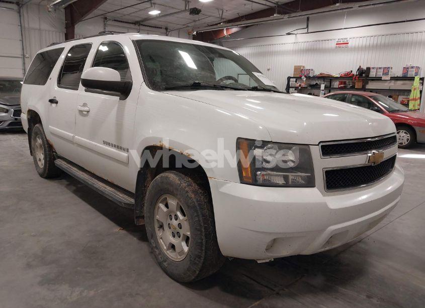 2008 Chevrolet Suburban 1500 LT (VIN 1GNFK16348J196002) main photo