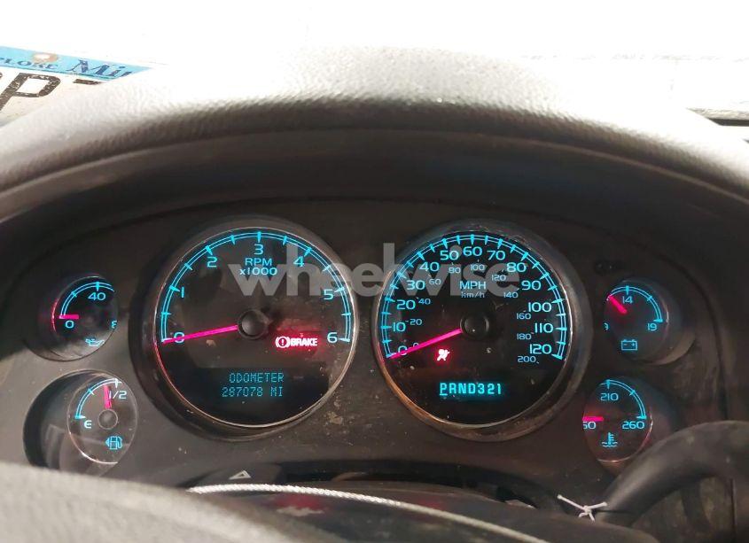 Photo 7 of 2008 Chevrolet Suburban 1500 LT (VIN 1GNFK16348J196002)