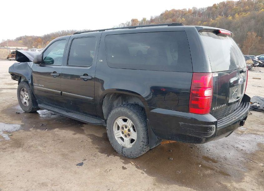 Photo 3 of 2007 Chevrolet Suburban 1500 LS (VIN 1GNFK16357J197321)