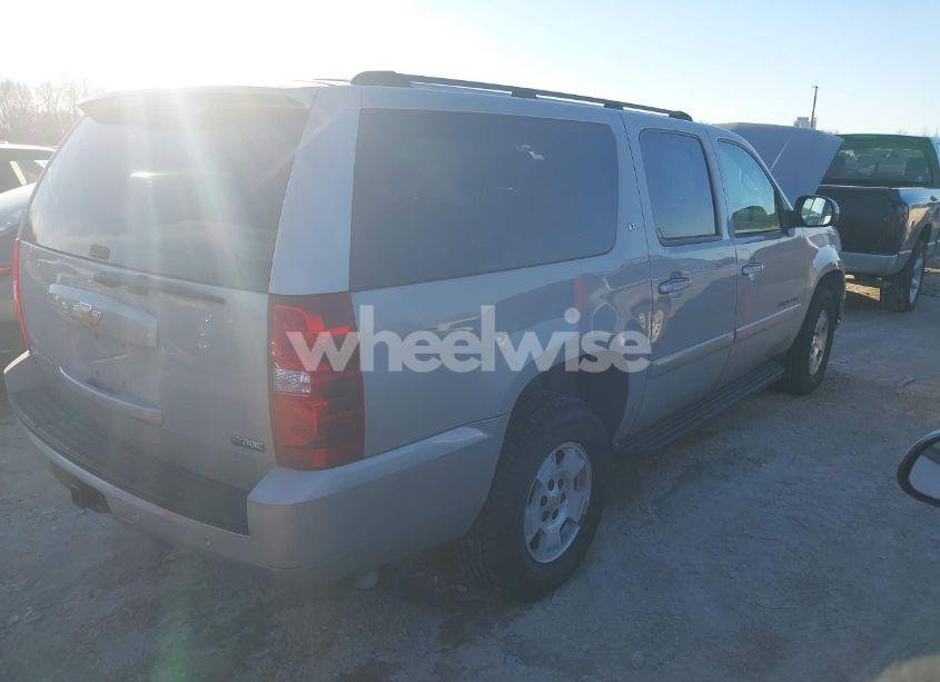 Photo 4 of 2007 Chevrolet Suburban 1500 LT (VIN 1GNFK16357J232133)